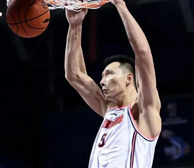CBA战术趋势：小球打法普及，传统中锋面临淘汰？的简单介绍