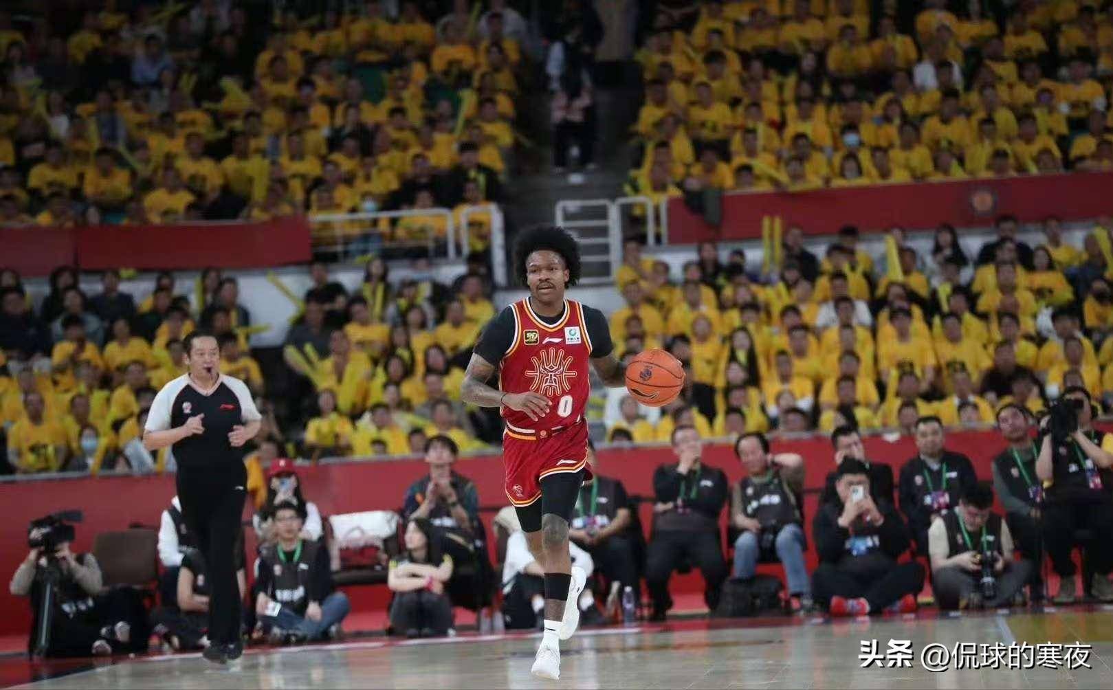 CBA历史上的经典外援：马布里、积臣、哈德森