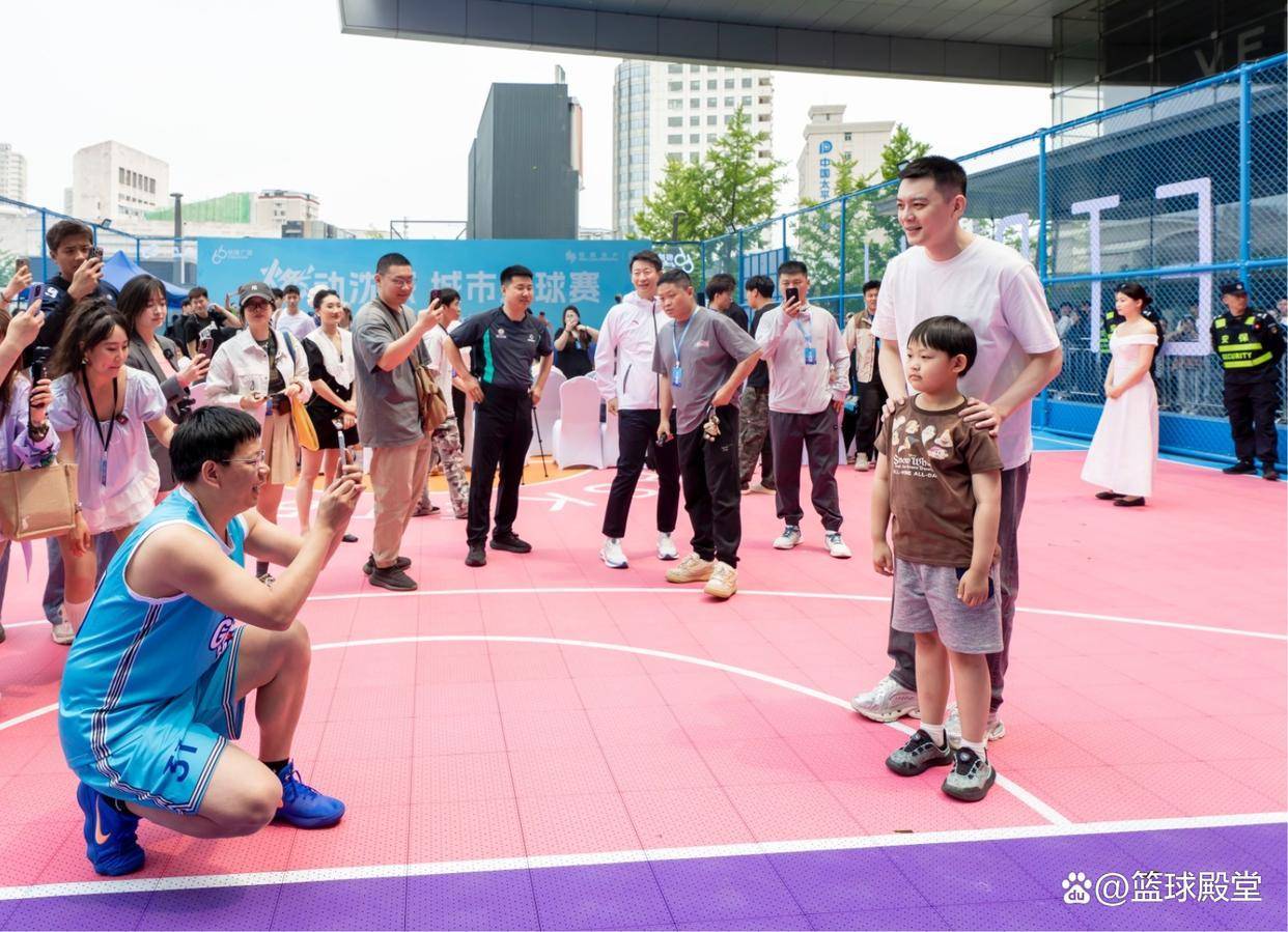 开云体育在线登陆-关于篮球主题酒吧走红，球迷观赛+社交新去处的信息