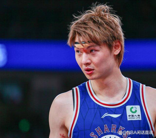 开云体育官网入口-王哲林状态下滑，上海男篮如何调整内线核心？的简单介绍