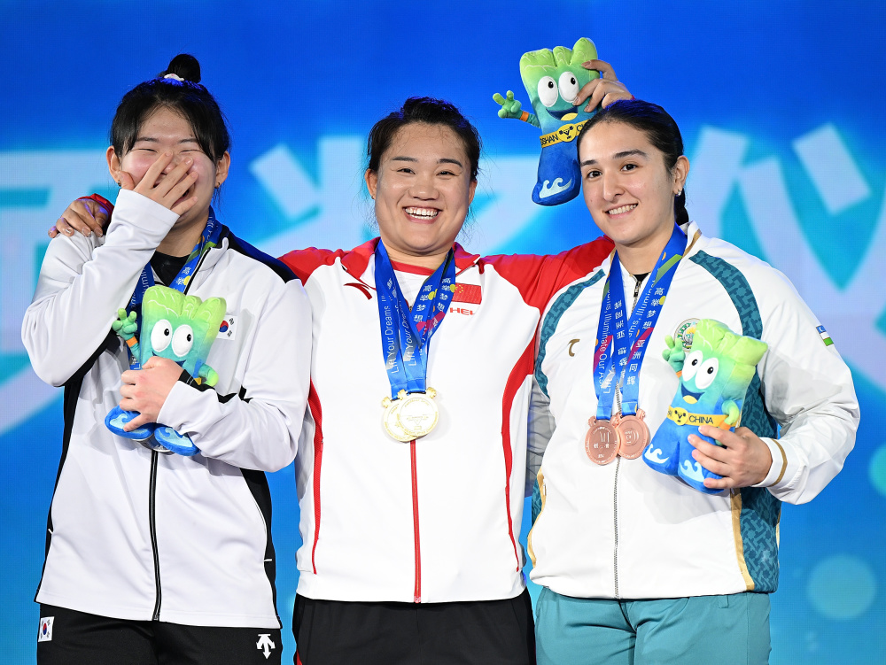 开云体育在线下载-台湾省队亚运夺金，举重破纪录的简单介绍