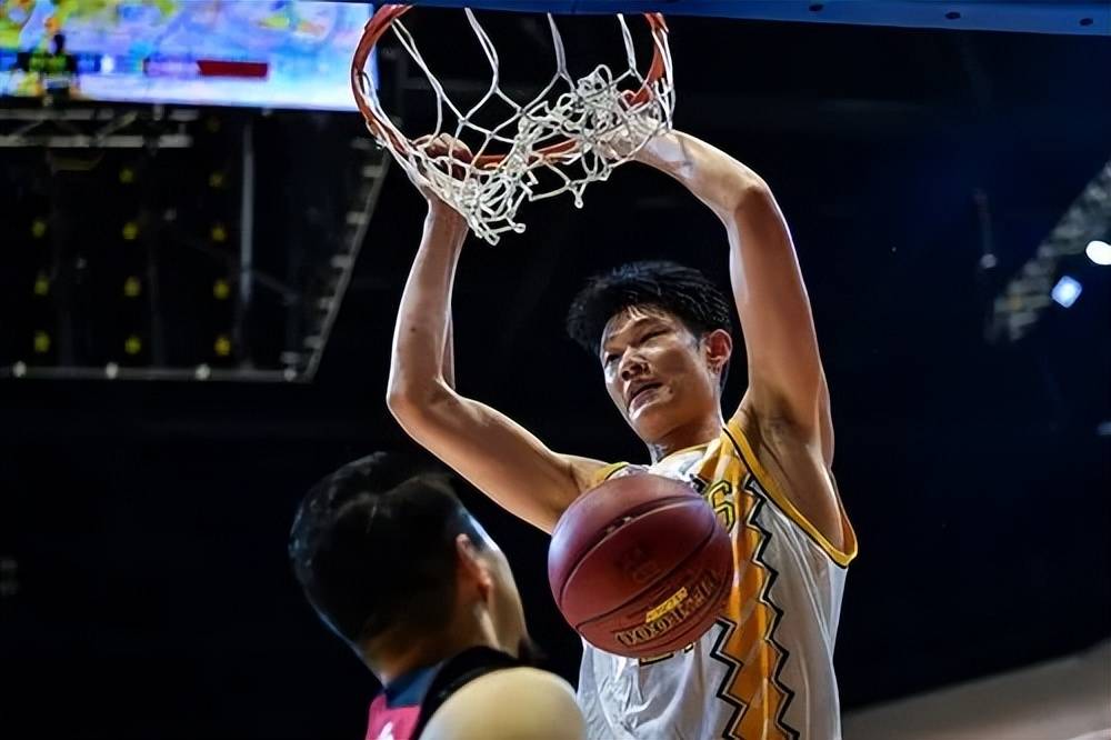 胡金秋：低调高效的CBA顶级内线