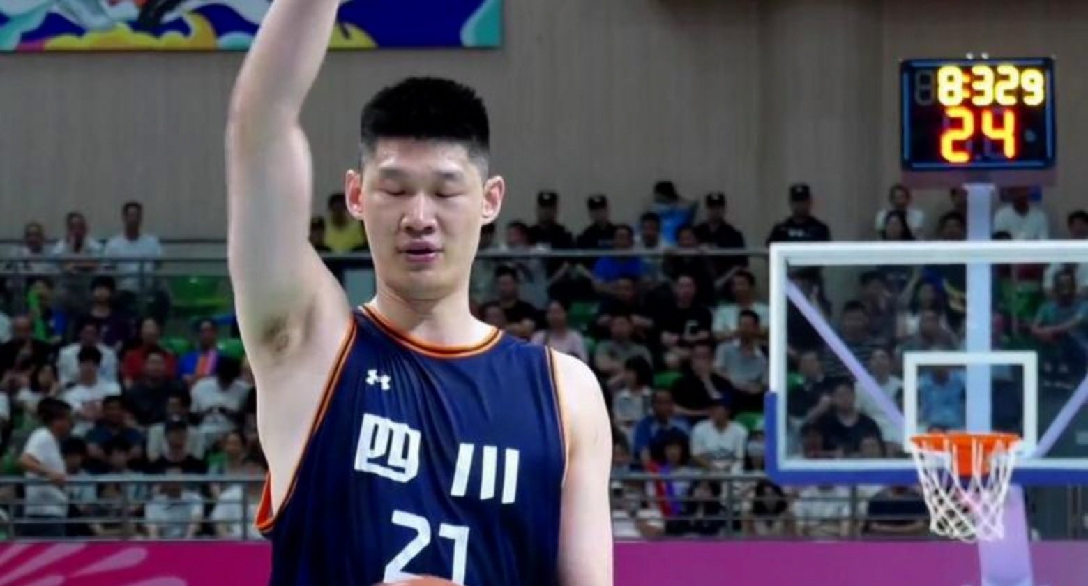 胡金秋:低调高效的CBA顶级内线 胡金秋:低调高效的CBA顶级内线